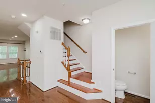 8607 Enoch Pratt Dr, Ellicott City, MD 21043 - Photo 18