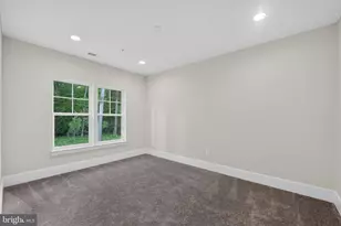 8580 Sunell Ln, Ellicott City, MD 21043 - Photo 32