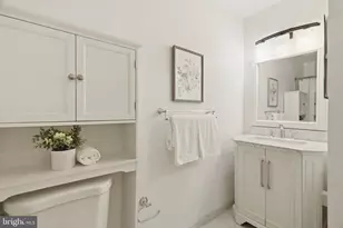 8112 Wooded Glen Ct, Ellicott City, MD 21043 - Photo 22