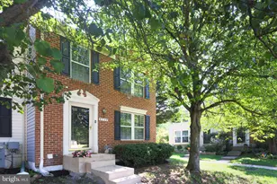 8722 Cresthill Ct, Laurel, MD 20723 - Photo 2