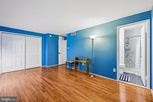 7000 Knighthood Ln, Columbia, MD 21045 - Photo 4