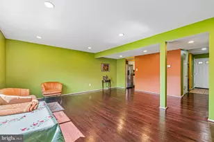 7000 Knighthood Ln, Columbia, MD 21045 - Photo 14
