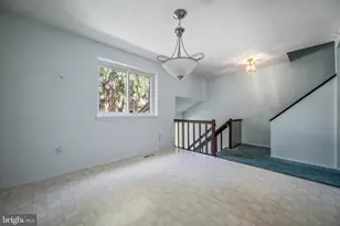 7171 Talisman Ln, Columbia, MD 21045 - Photo 4