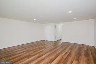 8607 Enoch Pratt Dr, Ellicott City, MD 21043 - Photo 6