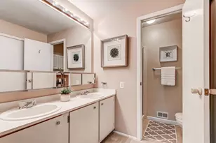 8927 Skyrock Ct, Columbia, MD 21046 - Photo 18