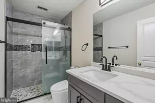 9236 Stream View Ln, Laurel, MD 20723 - Photo 12