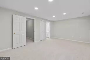 9402 Steeple Ct, Laurel, MD 20723 - Photo 36