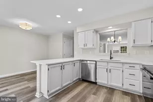 9402 Steeple Ct, Laurel, MD 20723 - Photo 16
