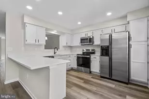 9402 Steeple Ct, Laurel, MD 20723 - Photo 14