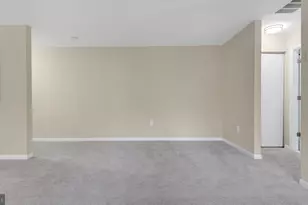 9653 White Acre Rd, Columbia, MD 21045 - Photo 10