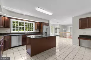 10035 Reed Ln, Ellicott City, MD 21042 - Photo 20