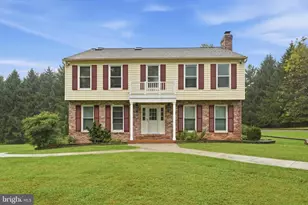 1052 Ridge Rd, Mount Airy, MD 21771 - Photo 1