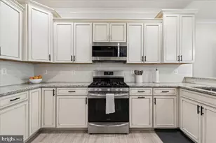 7948 Potter Pl, Elkridge, MD 21075 - Photo 4