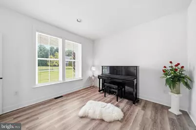 15421 Rivercrest Court, Brookeville, MD 20833 - Photo 6