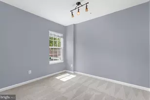 7615 Tall Pin Oak Dr, Elkridge, MD 21075 - Photo 12