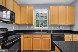 7615 Tall Pin Oak Dr, Elkridge, MD 21075 - Photo 18