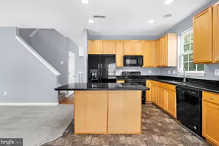 7615 Tall Pin Oak Dr, Elkridge, MD 21075 - Photo 16