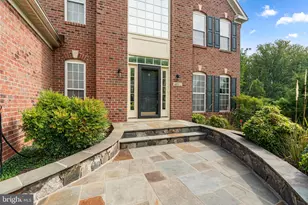 4657 Tall Maple Ct E, Ellicott City, MD 21043 - Photo 4