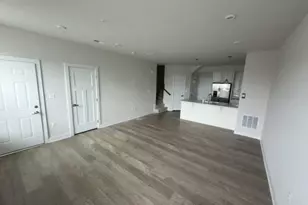 10026 American Pharoah Ln, Laurel, MD 20723 - Photo 2