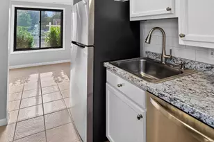 6556 Pennacook Ct, Columbia, MD 21045 - Photo 14