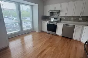 7779 Chatfield Ln, Ellicott City, MD 21043 - Photo 6