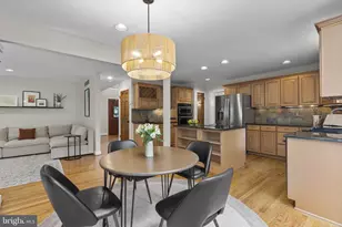 12110 Blue Flag Way, Columbia, MD 21044 - Photo 4
