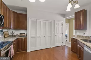 8265 Stone Crop Dr, Ellicott City, MD 21043 - Photo 14