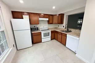 5717 Rowanberry Dr, Elkridge, MD 21075 - Photo 4
