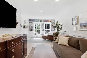8861 Stonebrook Ln NW, Columbia, MD 21046 - Photo 6