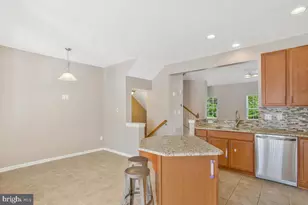 9612 Hammonds Overlook Ct, Laurel, MD 20723 - Photo 14