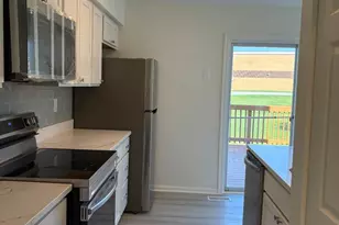 5708 Cedar Ln, Columbia, MD 21044 - Photo 10