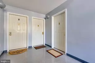 8601 Falls Run, Ellicott City, MD 21043 - Photo 4