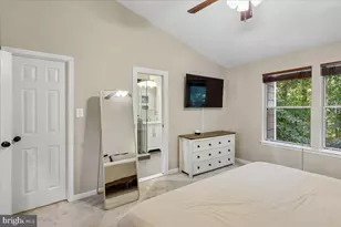 7737 Chatfield Ln, Ellicott City, MD 21043 - Photo 22