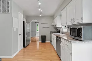 13083 Williamfield Dr, Ellicott City, MD 21042 - Photo 14