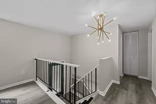 6490 Barchink Pl, Columbia, MD 21045 - Photo 8