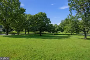 6660 Luster Dr, Highland, MD 20777 - Photo 14
