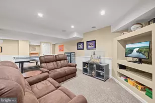 10305 Greenbriar Ct, Ellicott City, MD 21042 - Photo 48