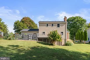 4236 Hermitage Dr, Ellicott City, MD 21042 - Photo 10