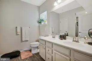 8960 Carls Ct, Ellicott City, MD 21043 - Photo 20