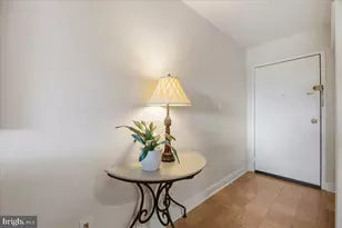 10850 Green Mountain Cir, Columbia, MD 21044 - Photo 20