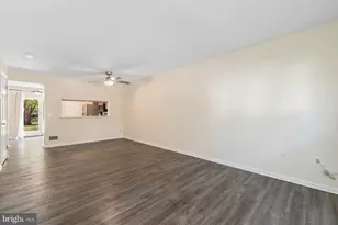 9668 Stirling Bridge Dr, Columbia, MD 21046 - Photo 4