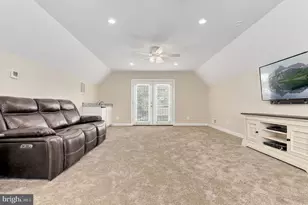 12905 Byefield Dr, Highland, MD 20777 - Photo 30