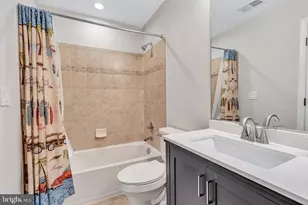 8906 Lee Manor Dr, Ellicott City, MD 21043 - Photo 32