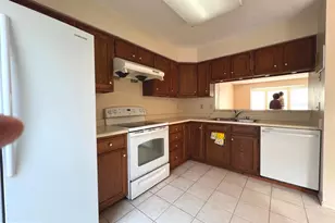 8531 Black Star Cir, Columbia, MD 21045 - Photo 6