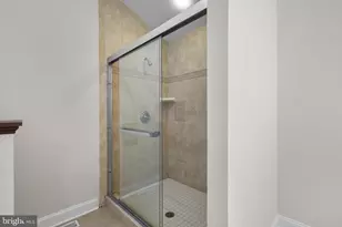 8780 Teresa Ln, Laurel, MD 20723 - Photo 34