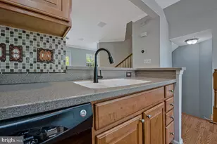 9418 Birdhouse Cir, Columbia, MD 21046 - Photo 18