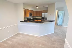 7928 Mayfair Cir, Ellicott City, MD 21043 - Photo 6