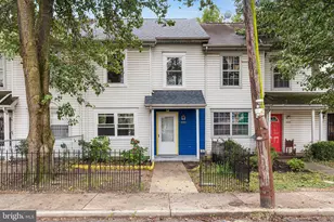 423 Calvert St, Chestertown, MD 21620 - Photo 1