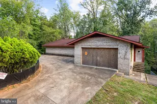 6508 Tall Tree Terrace, Rockville, MD 20852 - Photo 4