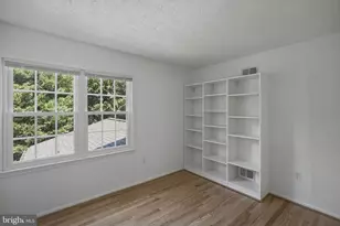 1525 W Kersey Ln, Potomac, MD 20854 - Photo 34